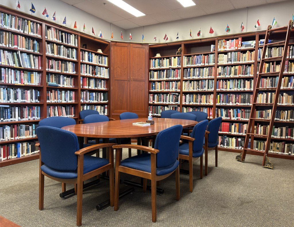 Table and chairs in CERES library space